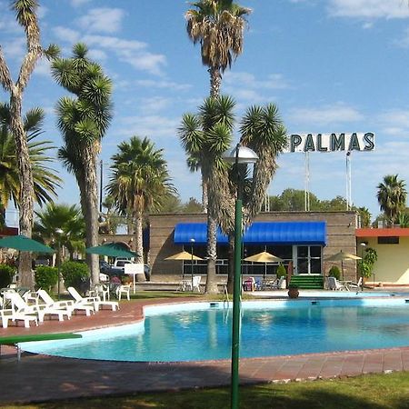 ماتيخوالا Hotel Las Palmas Midway Inn المظهر الخارجي الصورة